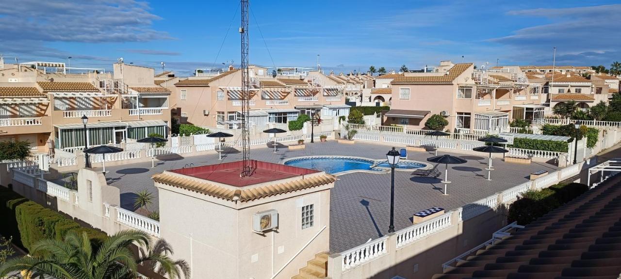 Pmt10 - Townhouse Bravomar 8, Pool, 4 Bedroom Torrevieja Eksteriør billede